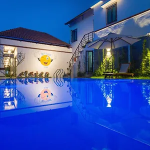 Lg Villa